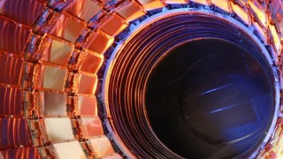 Cât de mare e pericolul acceleratoarelor de particule